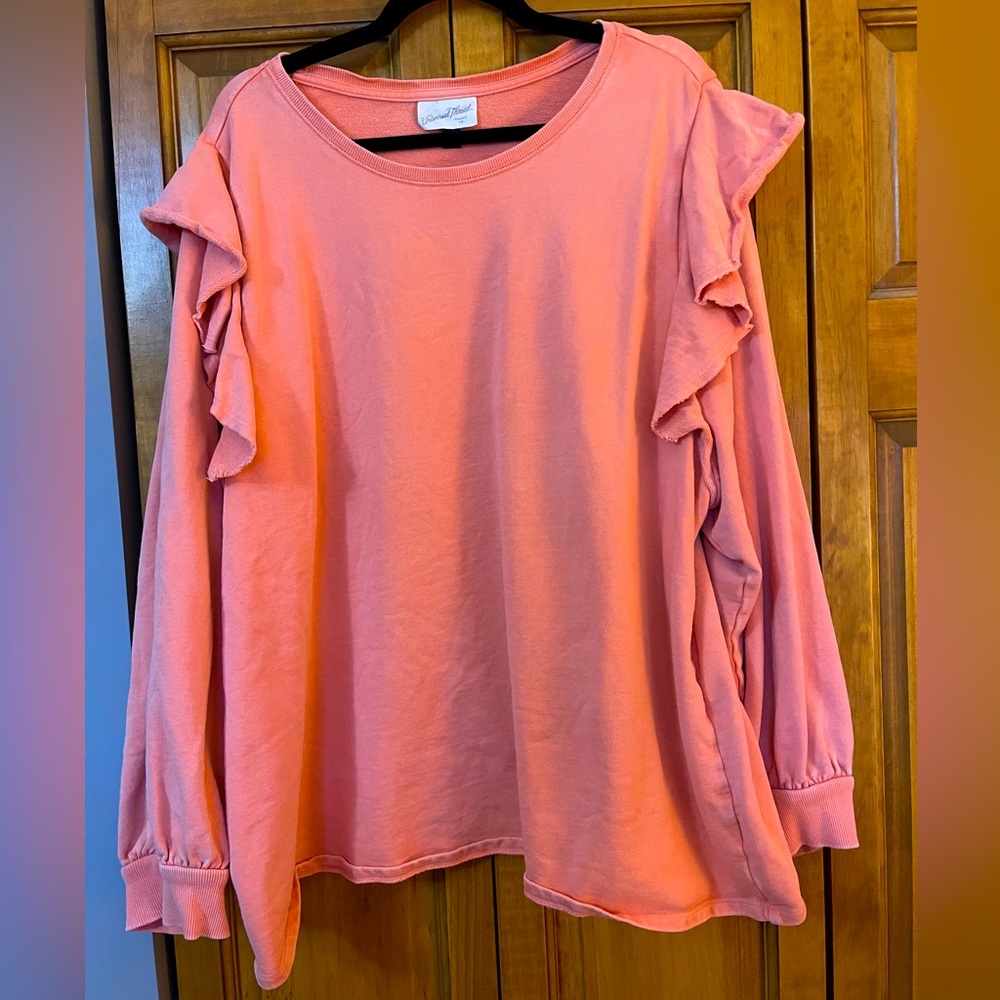 100% cotton coral flounce sleeve sweatshirt by Universal Thread